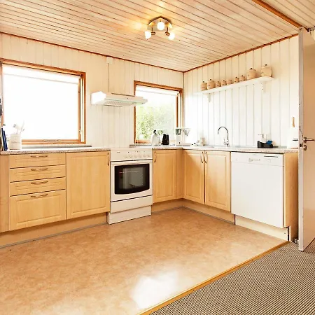 Two-bedroom Holiday In Slagelse 1 Venemose